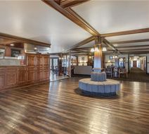 SureStay Plus by Best Western Auburn Lobby