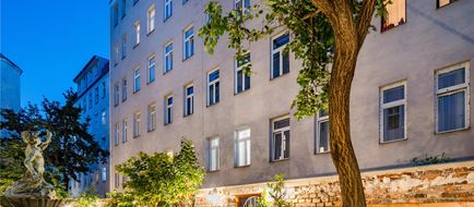 Best Western Plus Celebrity Suites Exterior