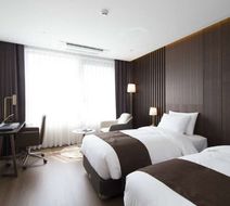 Ramada by Wyndham Daejeon Room