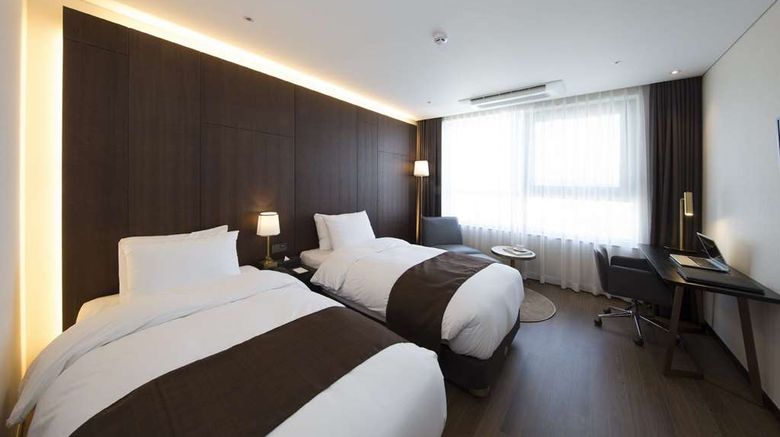 <b>Ramada by Wyndham Daejeon Room</b>. Images powered by <a href="https://iceportal.shijigroup.com/" title="IcePortal" target="_blank">IcePortal</a>.