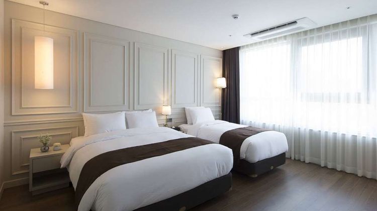 Ramada by Wyndham Daejeon Suite