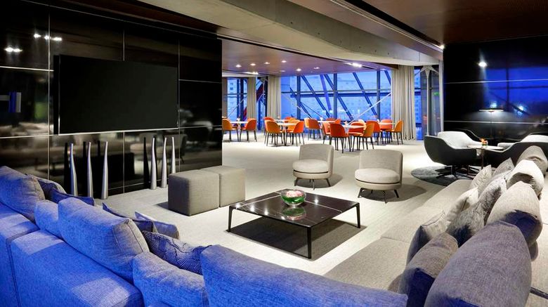 <b>Hyatt Regency Barcelona Tower Restaurant</b>. Images powered by <a href="https://iceportal.shijigroup.com/" title="IcePortal" target="_blank">IcePortal</a>.