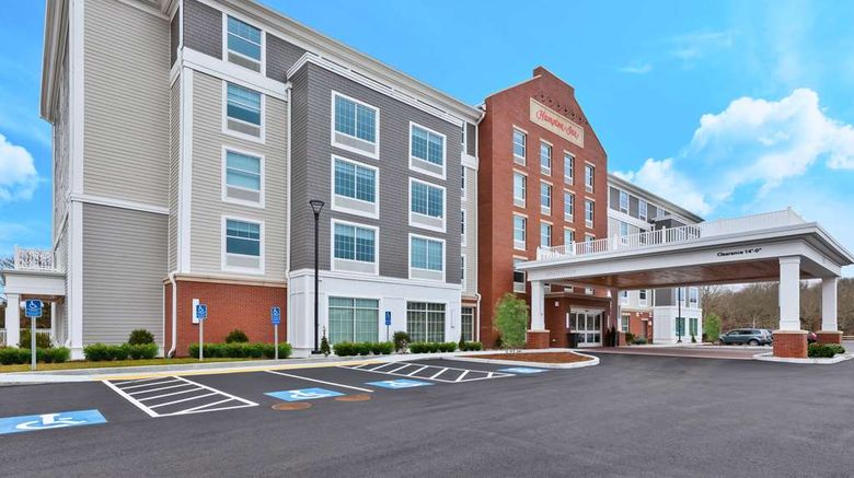 <b>Hampton Inn Cape Cod Canal Exterior</b>. Images powered by <a href="https://iceportal.shijigroup.com/" title="IcePortal" target="_blank">IcePortal</a>.
