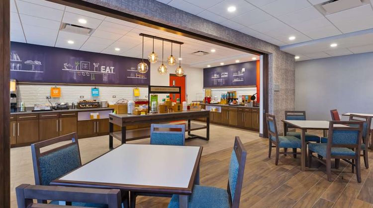 Hampton Inn Cape Cod Canal Restaurant