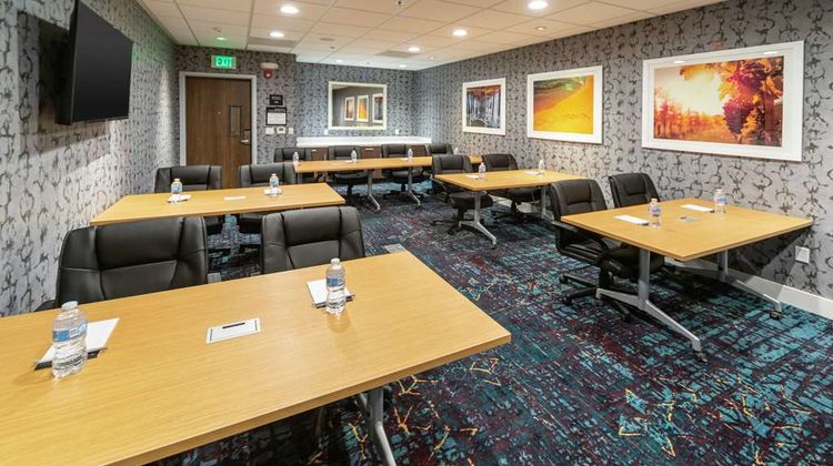Hampton Inn & Suites Santa Maria Meeting