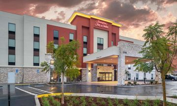 Hampton Inn & Suites Santa Maria