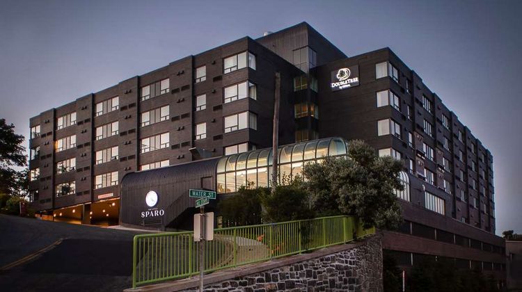 DoubleTree by Hilton Harbourview Exterior