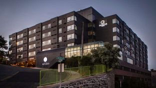 DoubleTree by Hilton Harbourview