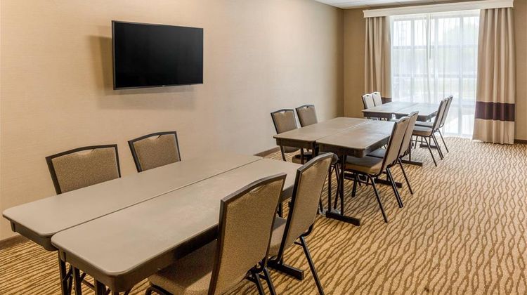 Comfort Inn And Suites Gap Amish Country Meeting