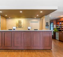 Comfort Inn And Suites Gap Amish Country Lobby