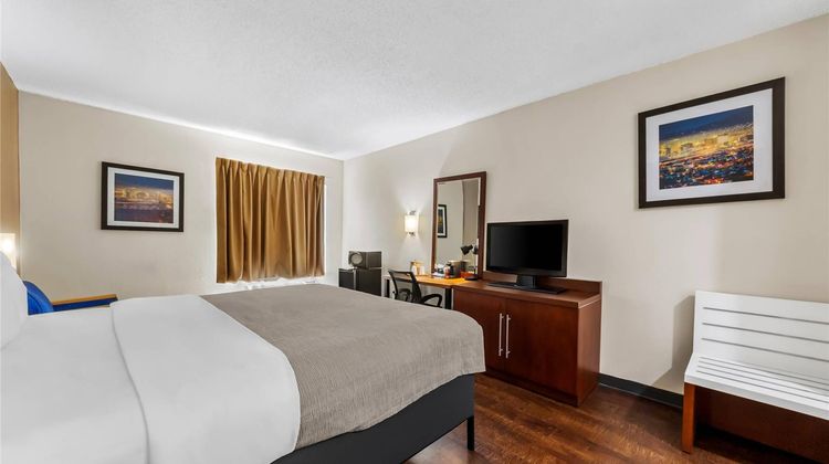 Quality Inn Laredo Room