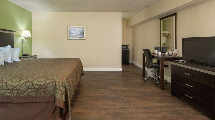Rodeway Inn Room