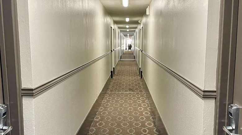 <b>Rodeway Inn Room</b>. Images powered by <a href="https://iceportal.shijigroup.com/" title="IcePortal" target="_blank">IcePortal</a>.