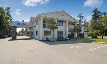 Motel 6 Victoria Airport Saanichton