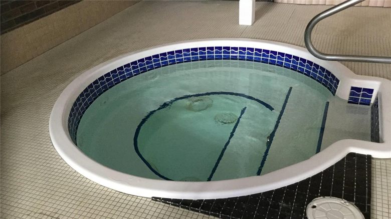 <b>Super 8 by Wyndham Spruce Grove Pool</b>. Images powered by <a href="https://iceportal.shijigroup.com/" title="IcePortal" target="_blank">IcePortal</a>.