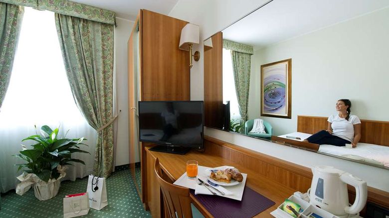 <b>Castagna Palace Hotel Room</b>. Images powered by <a href="https://iceportal.shijigroup.com/" title="IcePortal" target="_blank">IcePortal</a>.