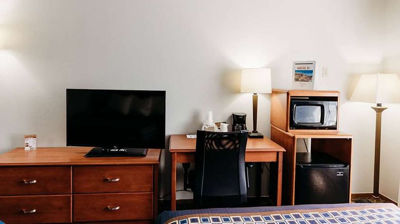 <b>Travelodge by Wyndham Worland Room</b>. Images powered by <a href="https://iceportal.shijigroup.com/" title="IcePortal" target="_blank">IcePortal</a>.