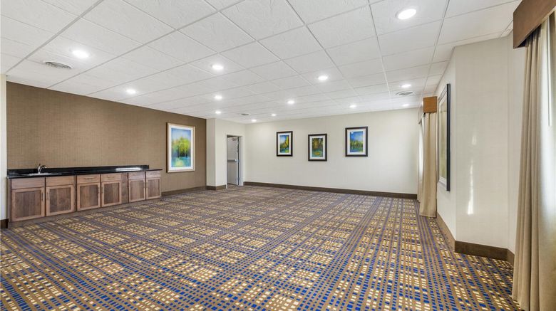 <b>Best Western North Bryant Inn Meeting</b>. Images powered by <a href="https://iceportal.shijigroup.com/" title="IcePortal" target="_blank">IcePortal</a>.