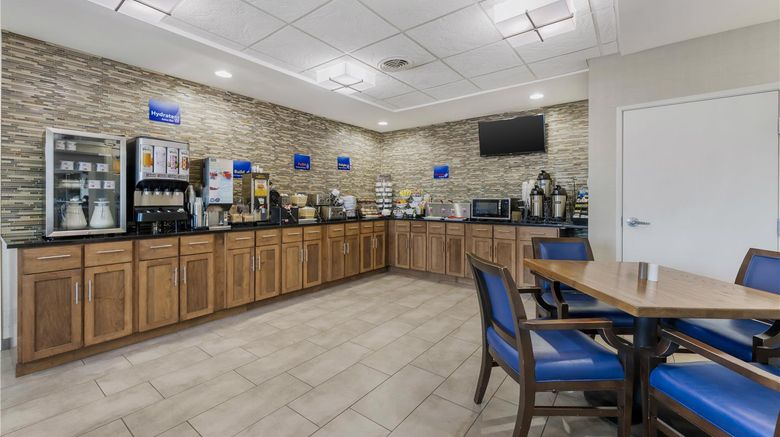 <b>Best Western North Bryant Inn Restaurant</b>. Images powered by <a href="https://iceportal.shijigroup.com/" title="IcePortal" target="_blank">IcePortal</a>.