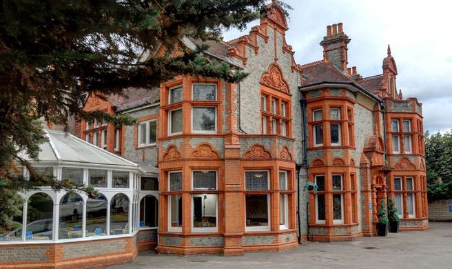 Sure Hotel by Best Western Reading Exterior