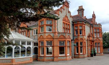 Sure Hotel by Best Western Reading