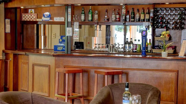 Sure Hotel by Best Western Reading Restaurant