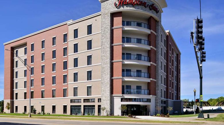 <b>Hampton Inn by Hilton Cedar Falls Exterior</b>. Images powered by <a href="https://iceportal.shijigroup.com/" title="IcePortal" target="_blank">IcePortal</a>.