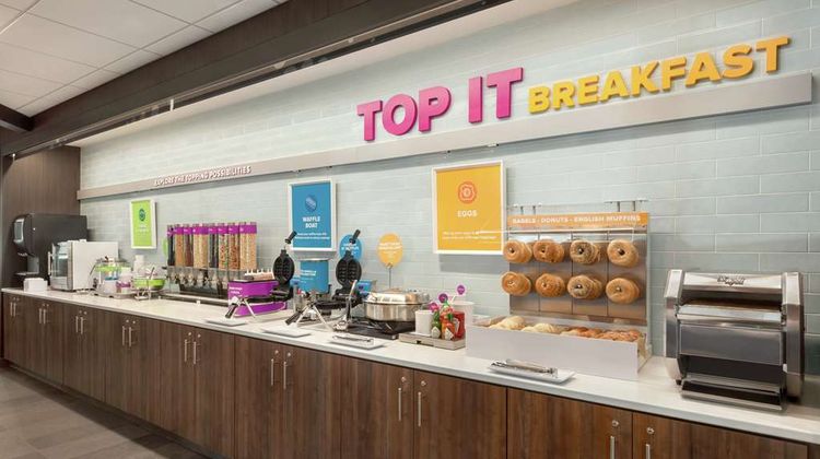 Tru By Hilton Duluth Mall Area Restaurant