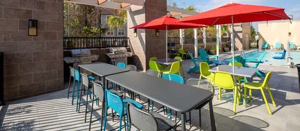 Home2 Suites IAH Airport Beltway 8 Exterior