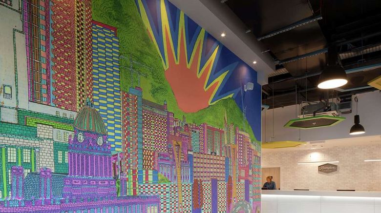 <b>Hampton by Hilton Leeds City Centre Lobby</b>. Images powered by <a href="https://iceportal.shijigroup.com/" title="IcePortal" target="_blank">IcePortal</a>.