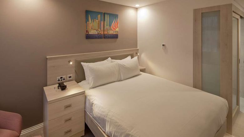 <b>Hampton by Hilton Leeds City Centre Room</b>. Images powered by <a href="https://iceportal.shijigroup.com/" title="IcePortal" target="_blank">IcePortal</a>.