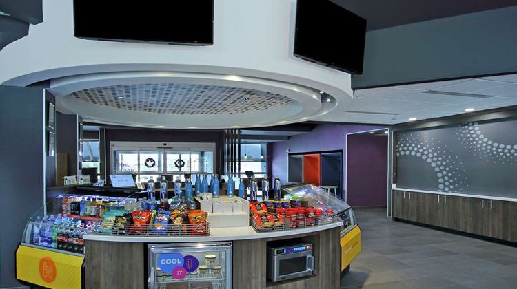 Tru by Hilton Mobile Restaurant