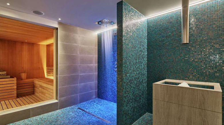 <b>DoubleTree by Hilton Trieste Recreation</b>. Images powered by <a href="https://iceportal.shijigroup.com/" title="IcePortal" target="_blank">IcePortal</a>.