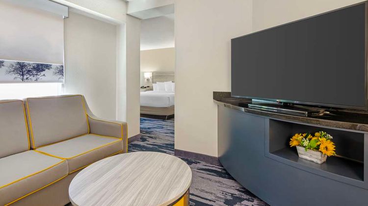 Best Western Plus Beckley Inn Room