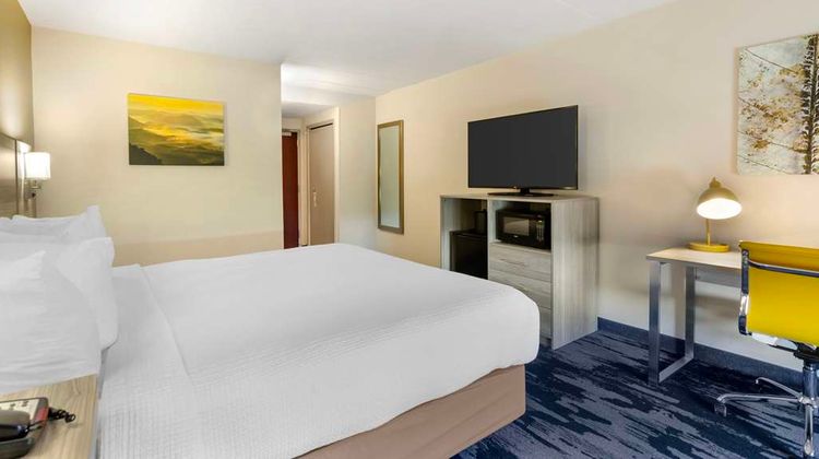 Best Western Plus Beckley Inn Room
