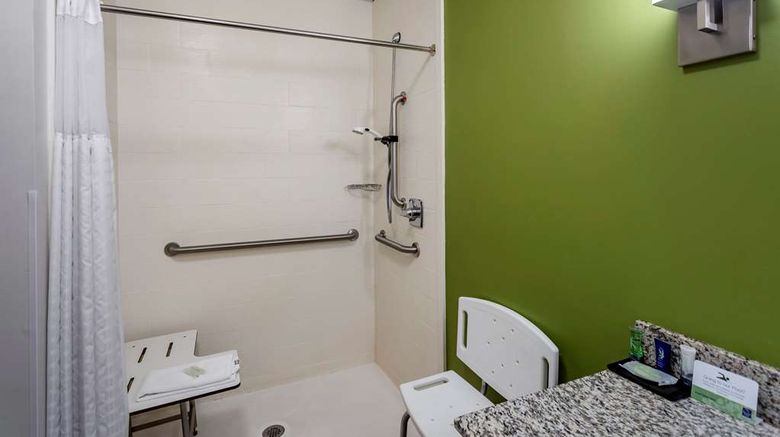 <b>Sleep Inn Room</b>. Images powered by <a href="https://iceportal.shijigroup.com/" title="IcePortal" target="_blank">IcePortal</a>.