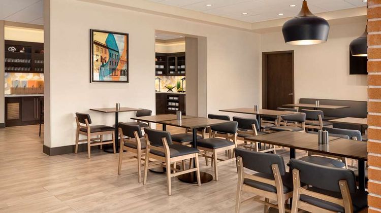 Hyatt Place Vacaville Lobby
