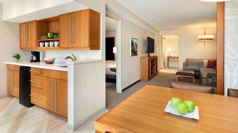 <b>Hyatt Place Vacaville Suite</b>. Images powered by <a href="https://iceportal.shijigroup.com/" title="IcePortal" target="_blank">IcePortal</a>.
