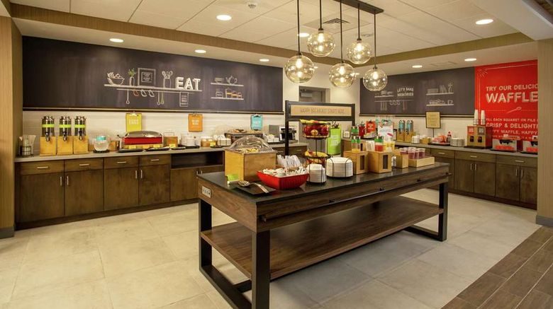 <b>Hampton Inn & Suites Kutztown Restaurant</b>. Images powered by <a href="https://iceportal.shijigroup.com/" title="IcePortal" target="_blank">IcePortal</a>.