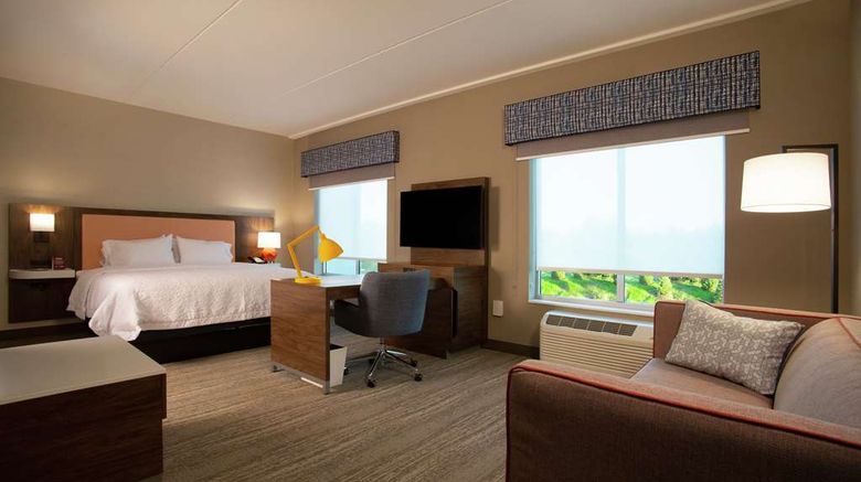 <b>Hampton Inn & Suites Kutztown Room</b>. Images powered by <a href="https://iceportal.shijigroup.com/" title="IcePortal" target="_blank">IcePortal</a>.