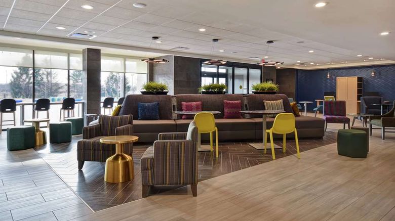 <b>Home2 Suites by Hilton Taylor Detroit Lobby</b>. Images powered by <a href="https://iceportal.shijigroup.com/" title="IcePortal" target="_blank">IcePortal</a>.