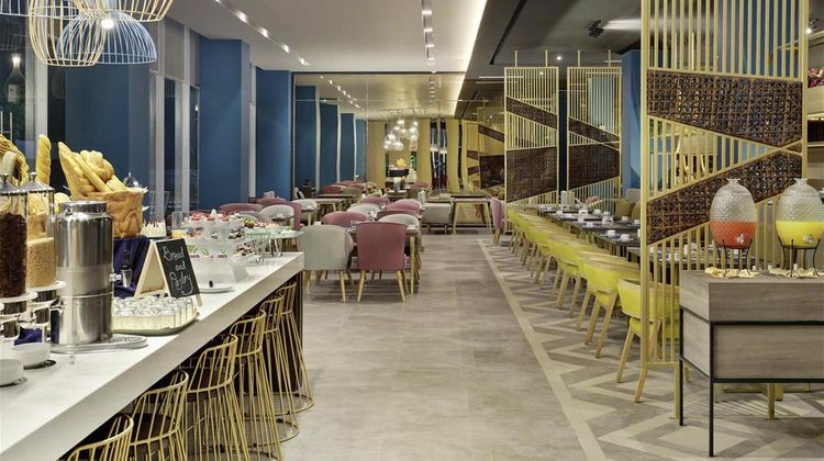 Mercure Makassar Pettarani Restaurant