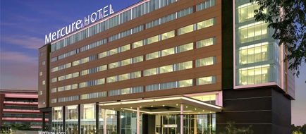 Mercure Makassar Pettarani Exterior