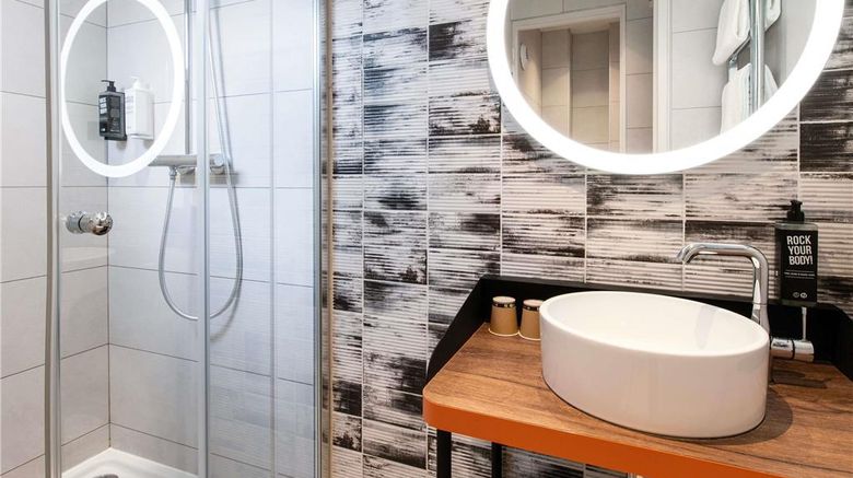 <b>Ibis Styles Paris Gare De Lyon Bastille Room</b>. Images powered by <a href="https://iceportal.shijigroup.com/" title="IcePortal" target="_blank">IcePortal</a>.