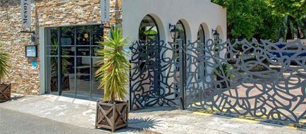 Mercure Marseille Bompard Exterior