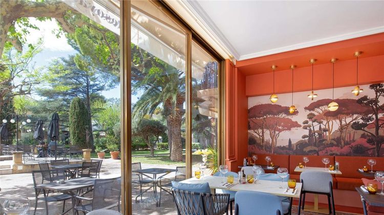 Mercure Marseille Bompard Exterior