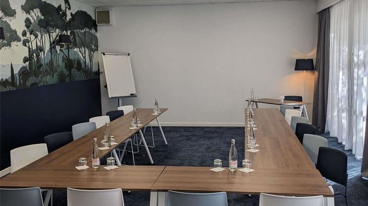 Mercure Marseille Bompard Meeting