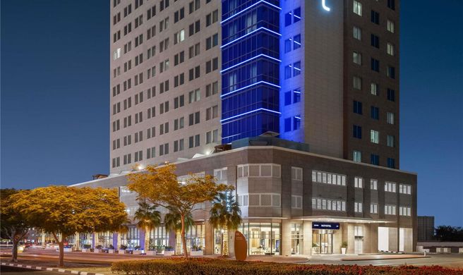 Novotel Bur Dubai Hotel Exterior