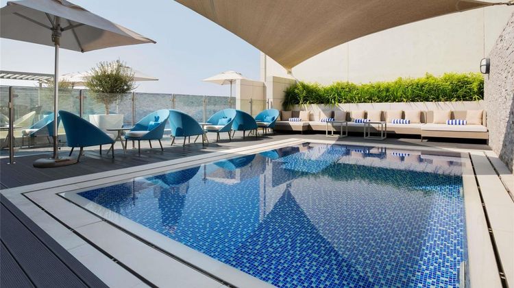 Novotel Bur Dubai Hotel Pool