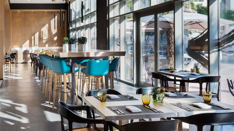 Novotel Bur Dubai Hotel Restaurant